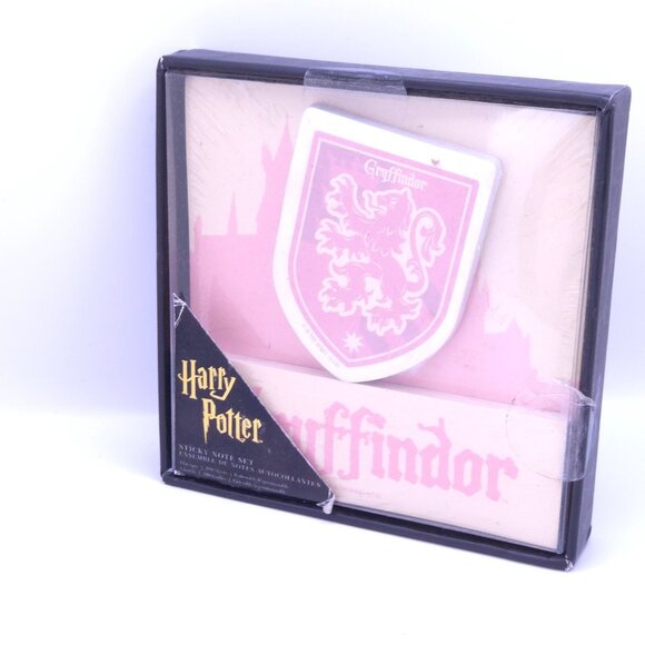 Harry Potter Gryffindor Sticky Note Set Include 3 Designs (200 Sticky Notes) New - Picture 3 of 4